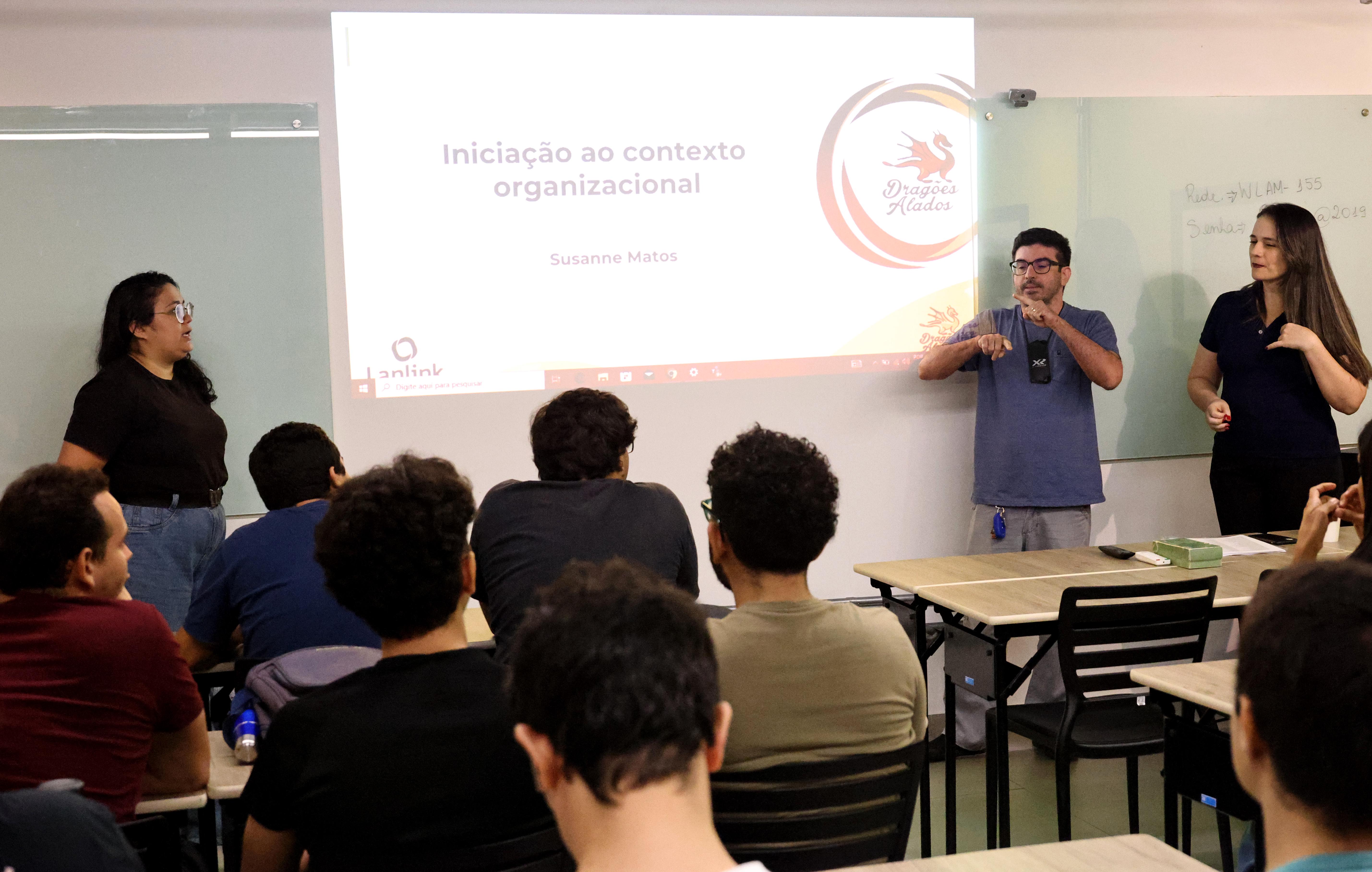 sala de aula do juventude digital